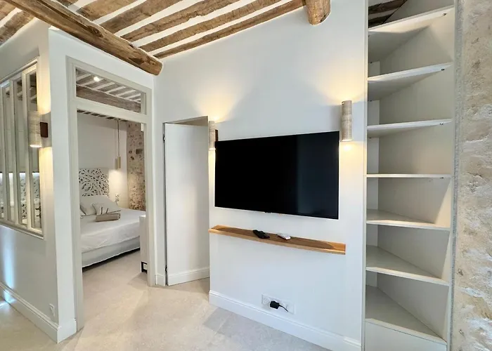 Апартаменти Luxe Et Charme Sur Les Remparts Du Vieil