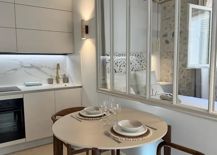 Luxe Et Charme Sur Les Remparts Du Vieil Апартаменти