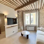 Luxe Et Charme Sur Les Remparts Du Vieil דירה *