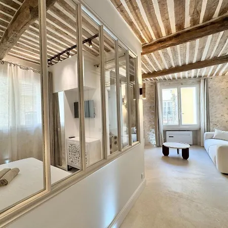 Luxe Et Charme Sur Les Remparts Du Vieil 昂蒂布