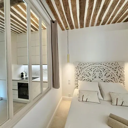 Luxe Et Charme Sur Les Remparts Du Vieil 昂蒂布